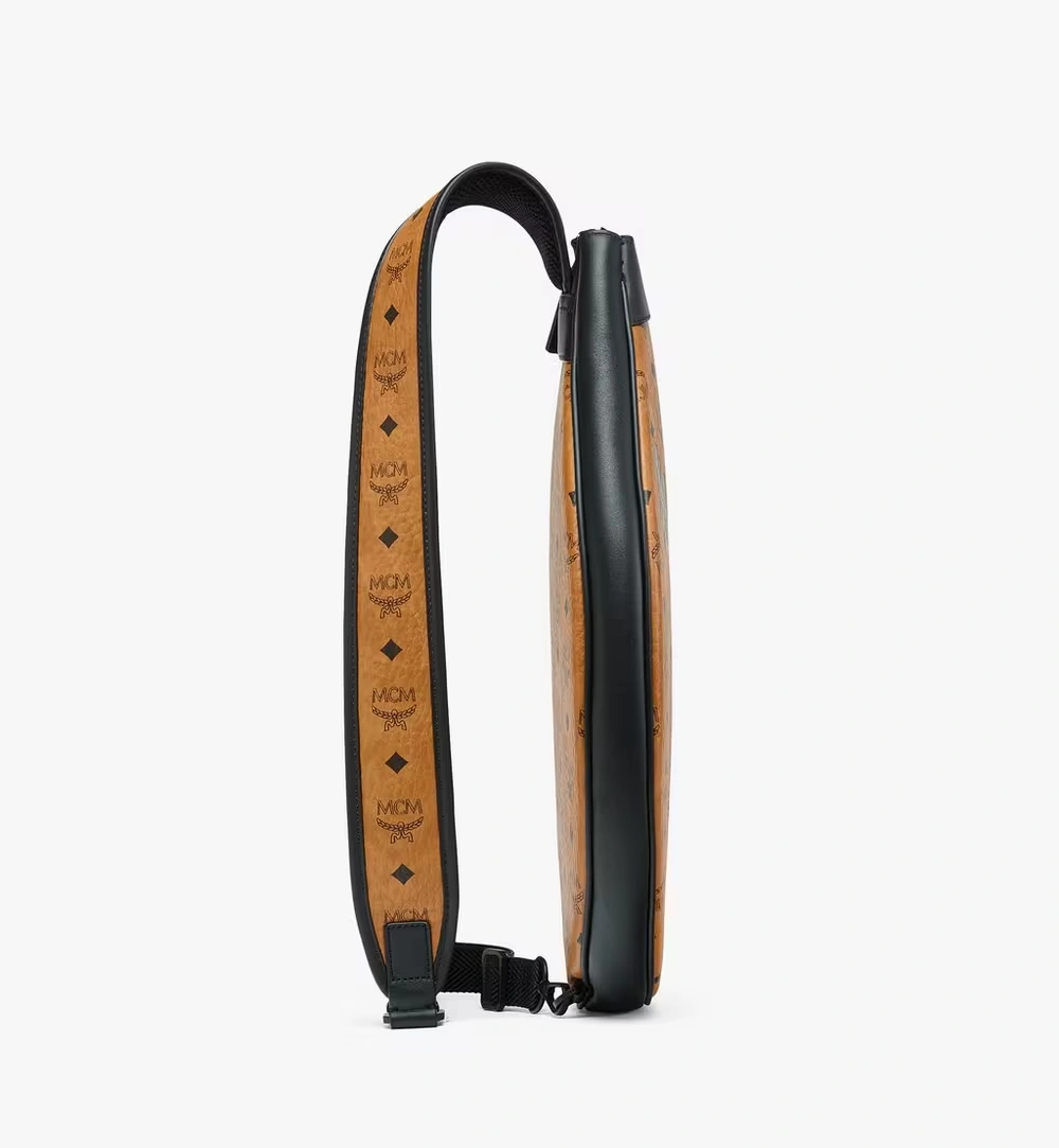One Size Tennis Racket Cover in Mega Laurel Visetos Cognac