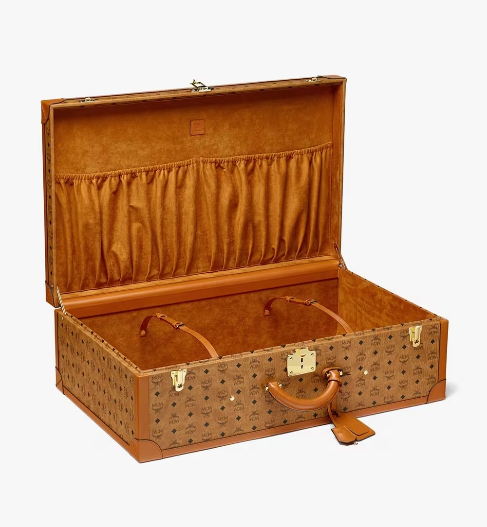Large Suitcase in Visetos Cognac