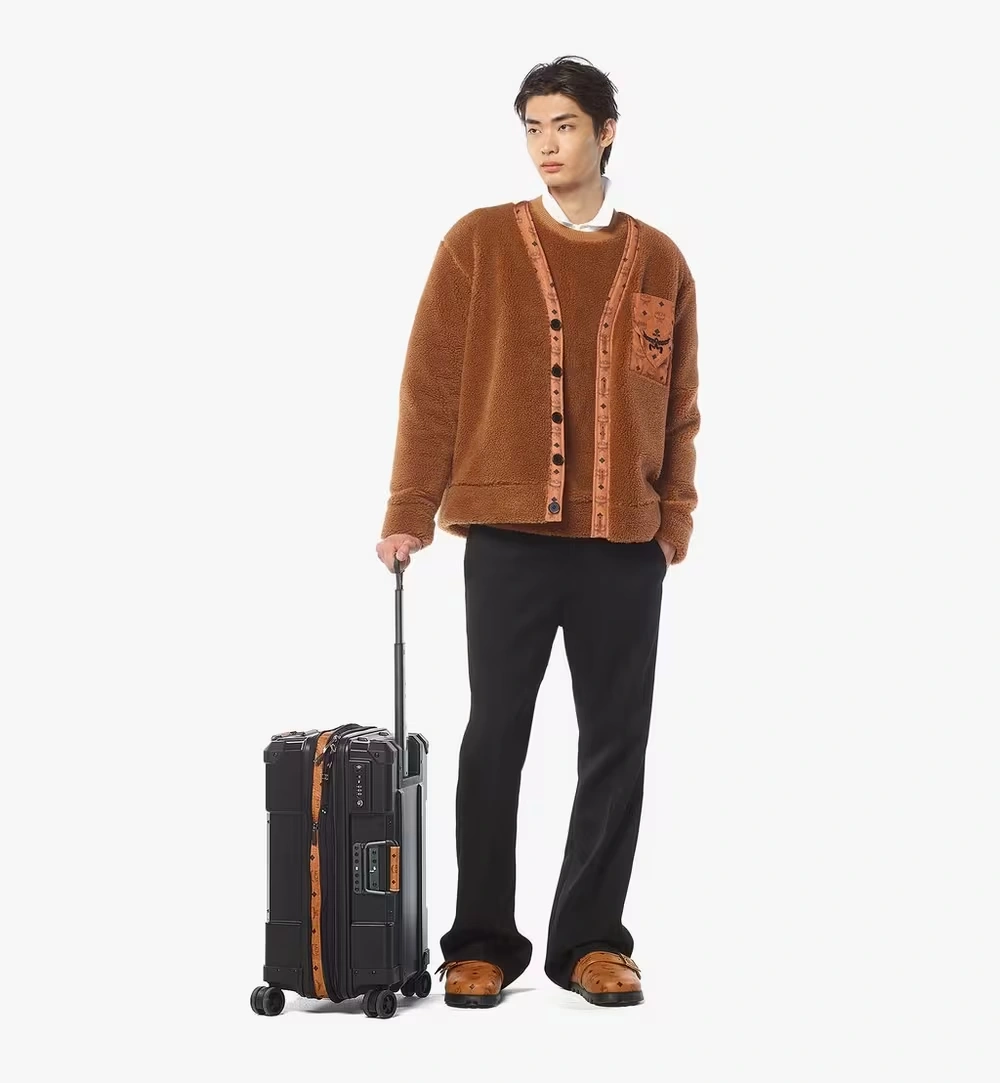 56.6cm / 22" Expandable MCM X HARPER COLLECTIVE Cabin Expandable Black