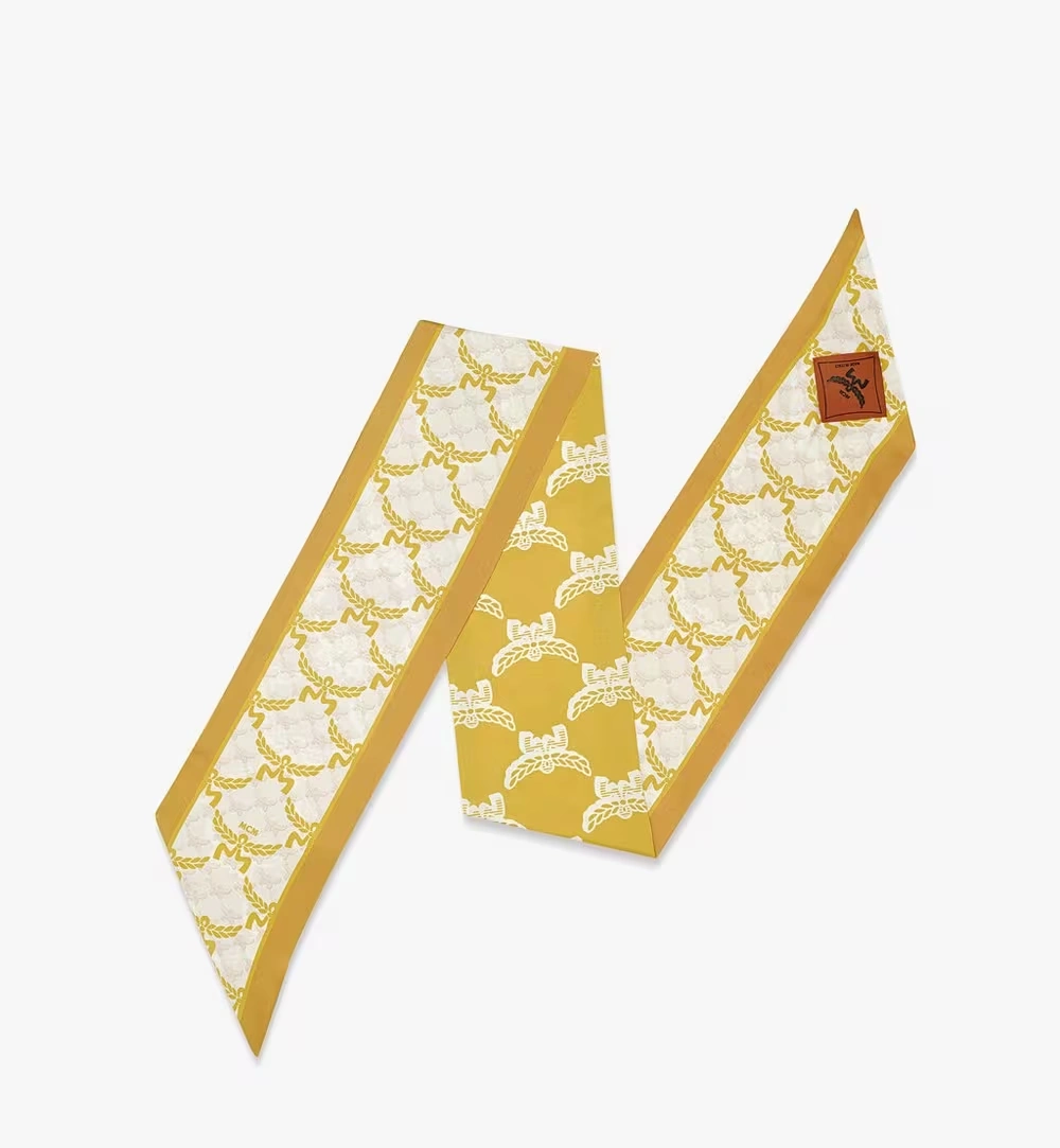 One Size Lauretos Jacquard Petite Scarf in Organic Silk Gold