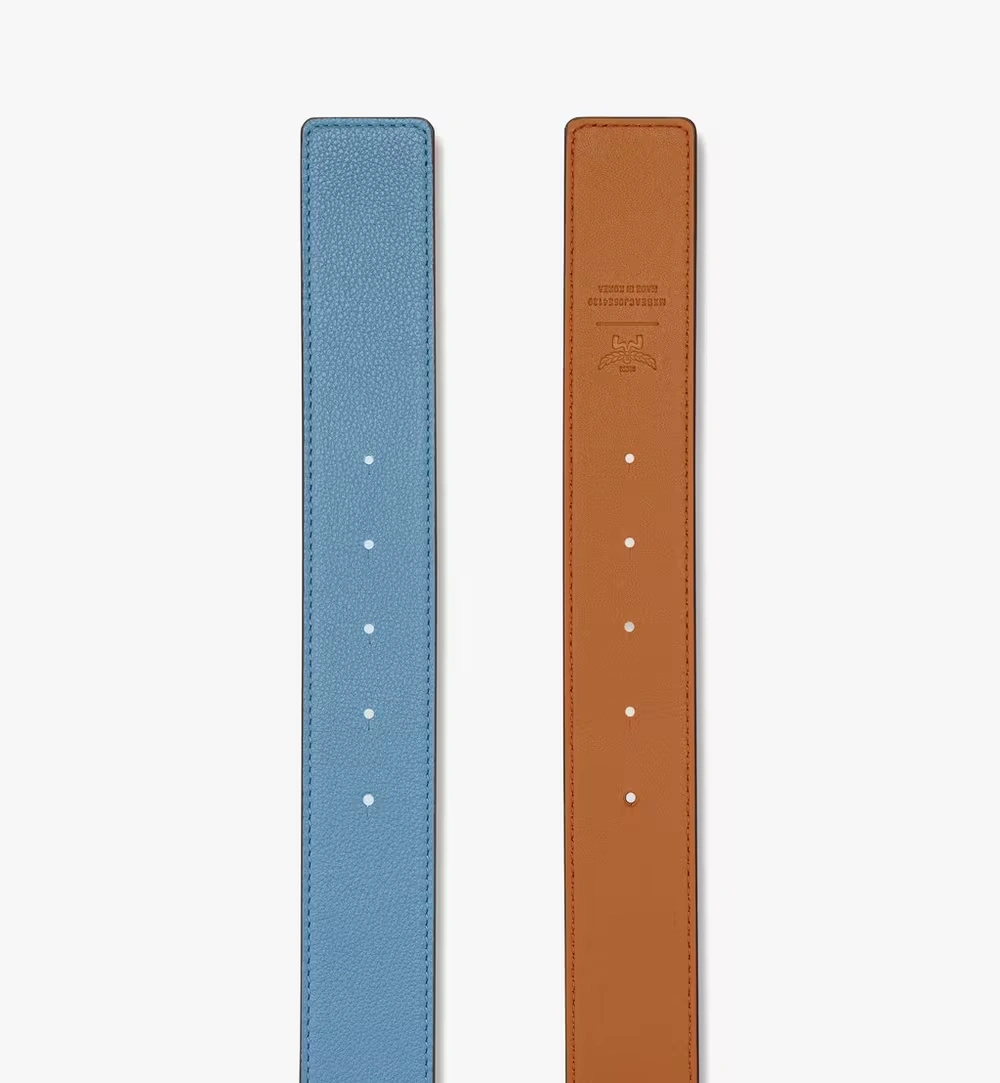 105cm / 41.3" Claus Fluted M Reversible Belt 1.5” in Embossed Leather Blue 3 105cm / 41.3" Claus Fluted M Reversible Belt 1.5” in Embossed Leather Blue