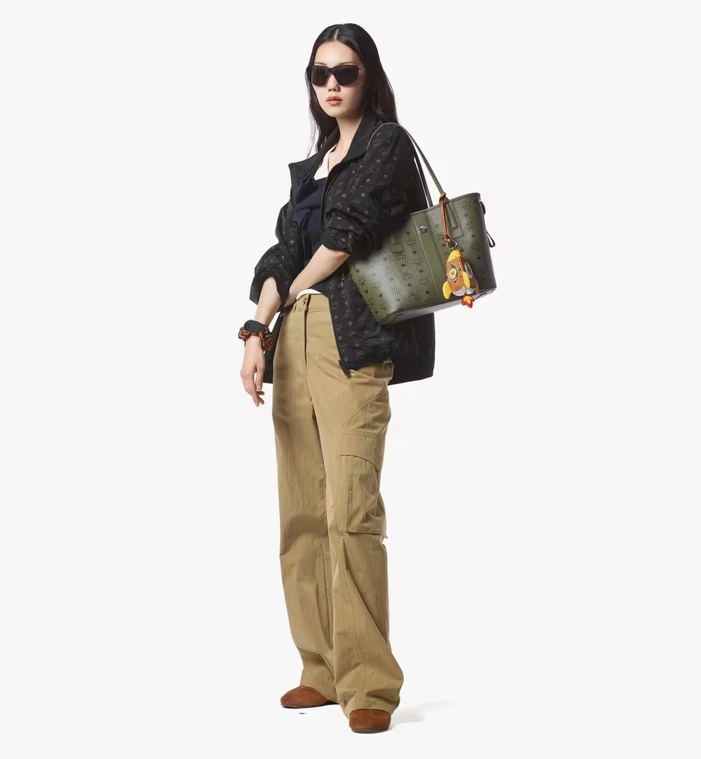 One Size Aren Rocket Pouch Charm in Visetos Cognac