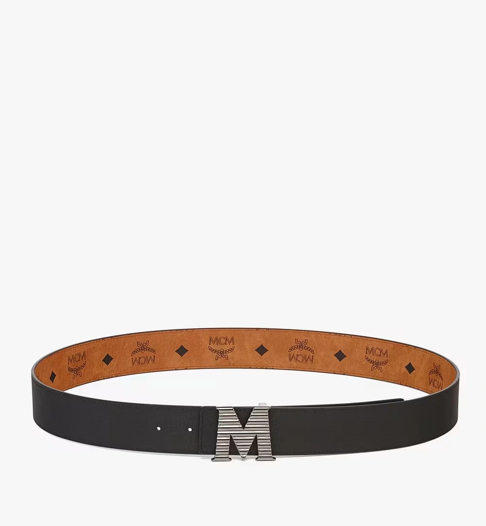 100cm / 39.3" Claus Fluted M Belt 1.5” in Embossed Leather Black