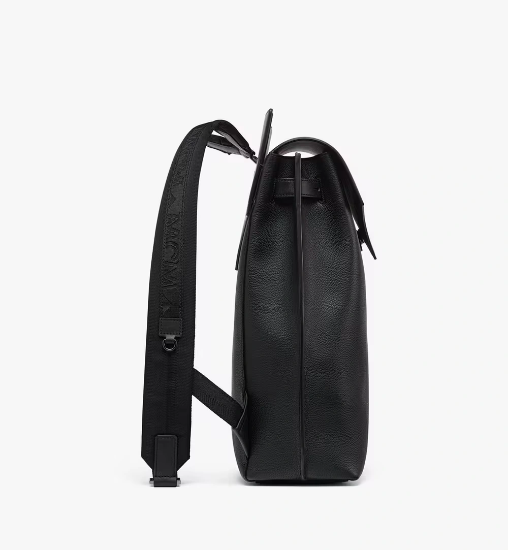 Medium Diamond Backpack in Embossed Leather Black