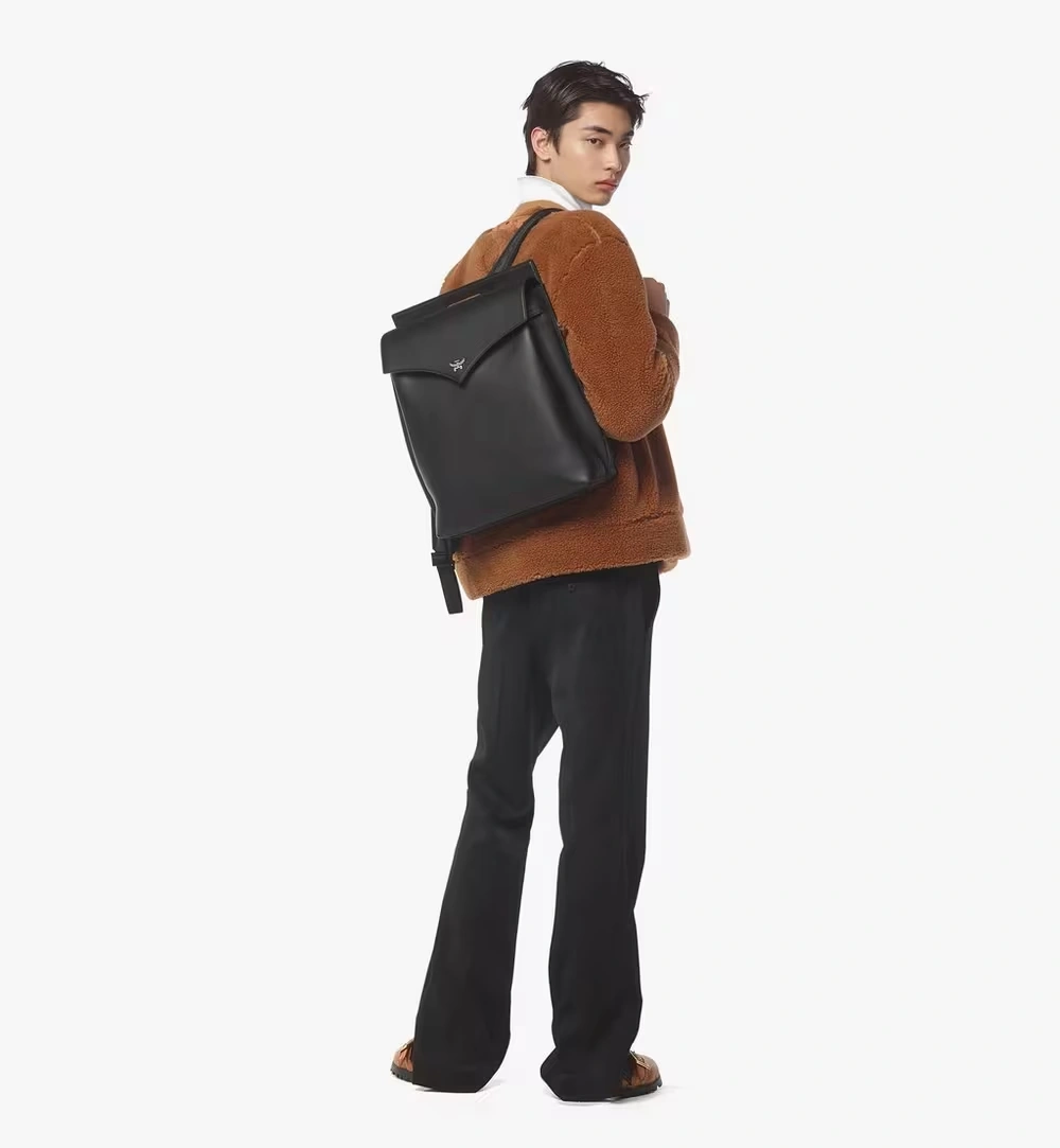 Medium Diamond Backpack in Embossed Leather Black 5 Medium Diamond Backpack in Embossed Leather Black