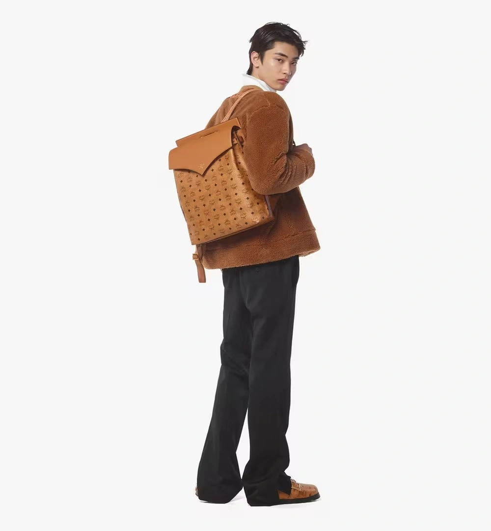 Medium Diamond Backpack in Visetos Leather Mix Cognac